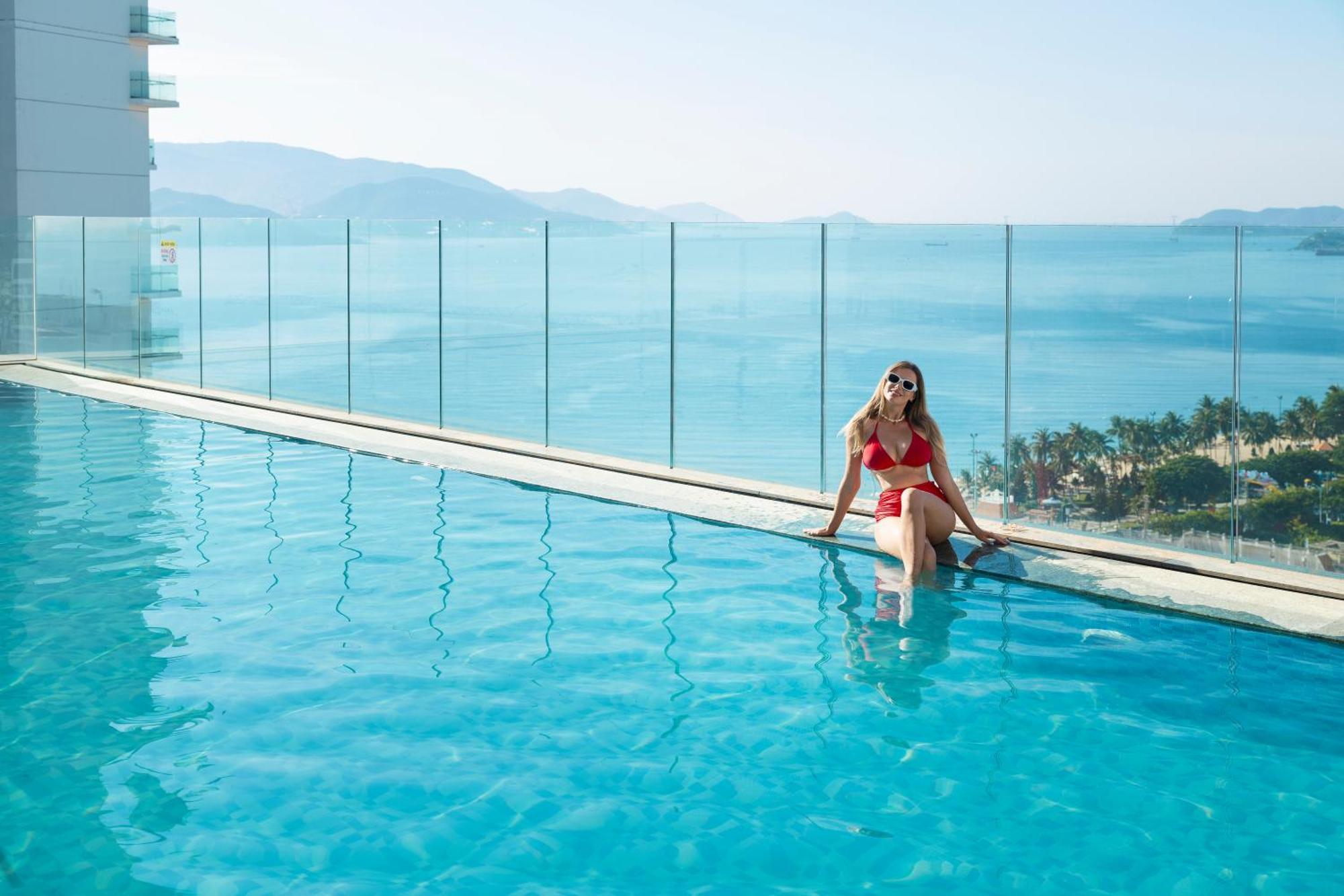 Gonsala Hotel Nha Trang Bagian luar foto