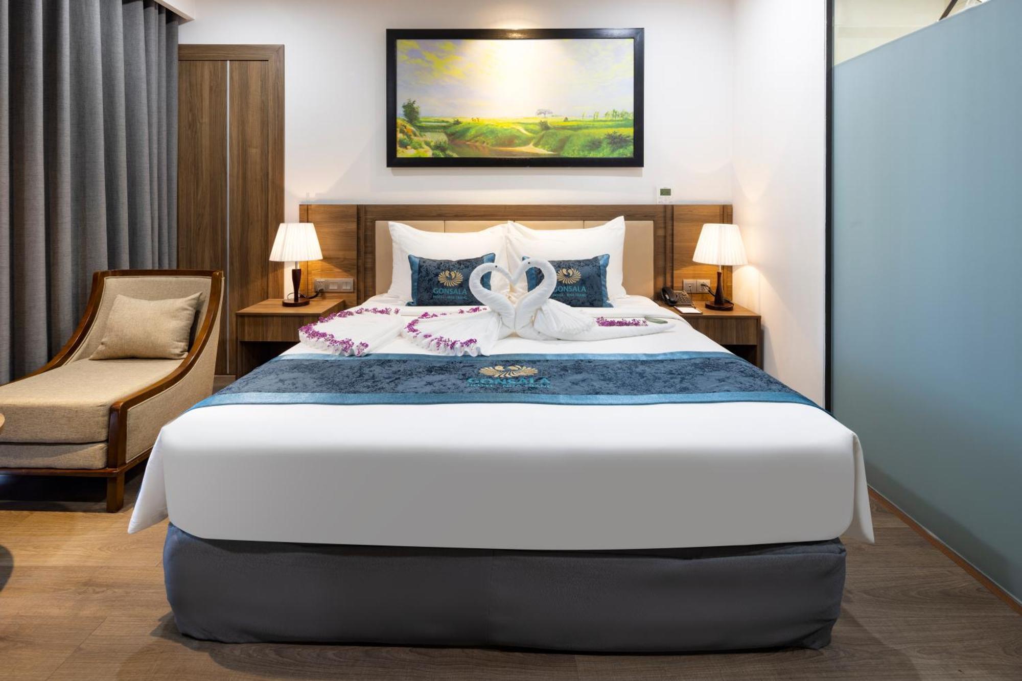 Gonsala Hotel Nha Trang Bagian luar foto