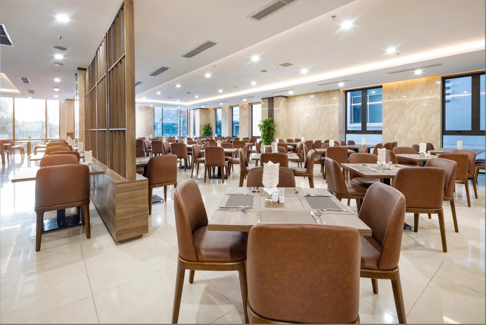 Gonsala Hotel Nha Trang Bagian luar foto