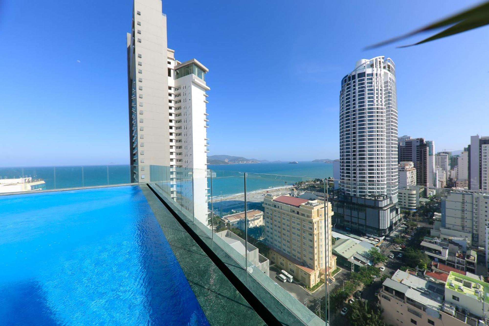 Gonsala Hotel Nha Trang Bagian luar foto