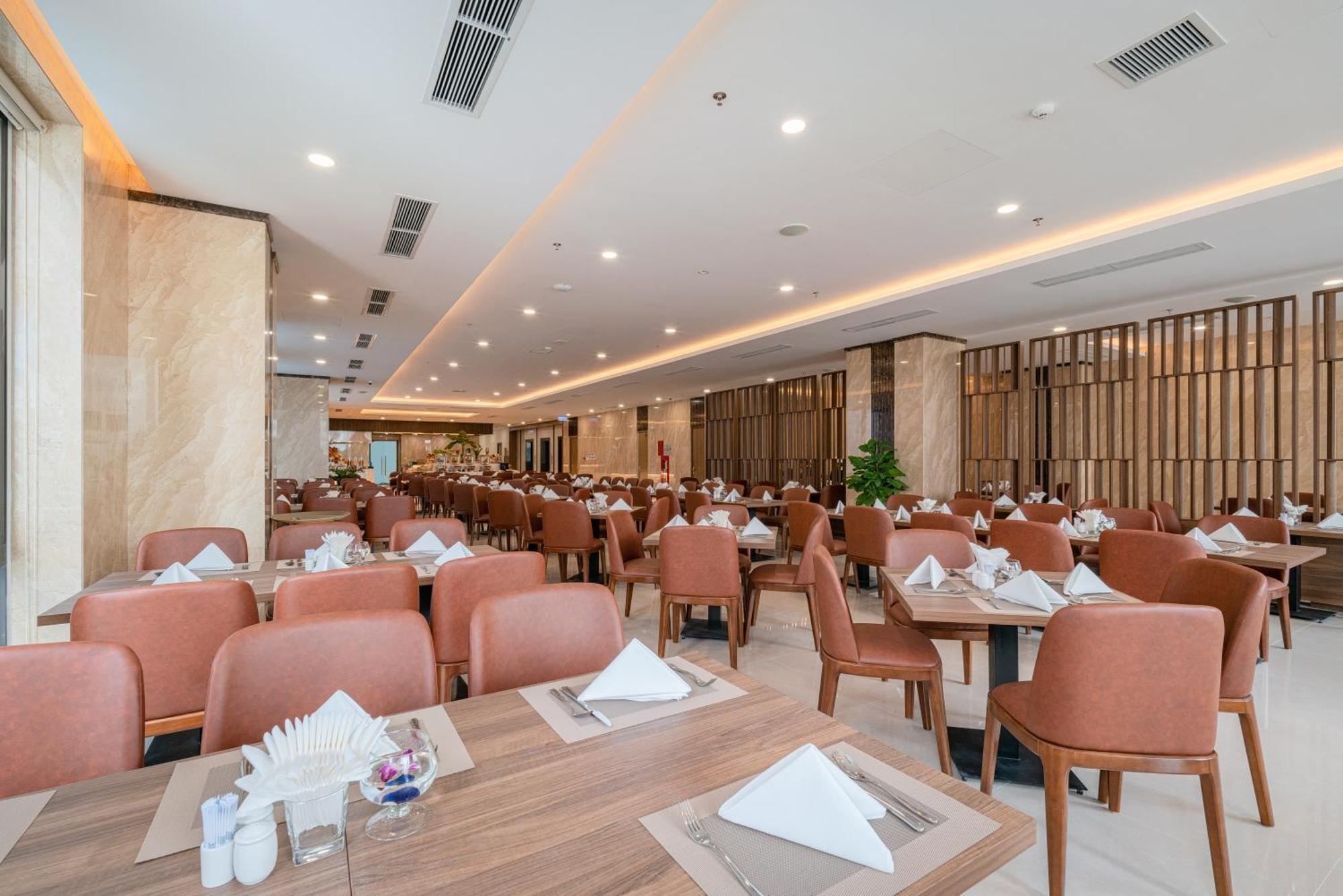 Gonsala Hotel Nha Trang Bagian luar foto