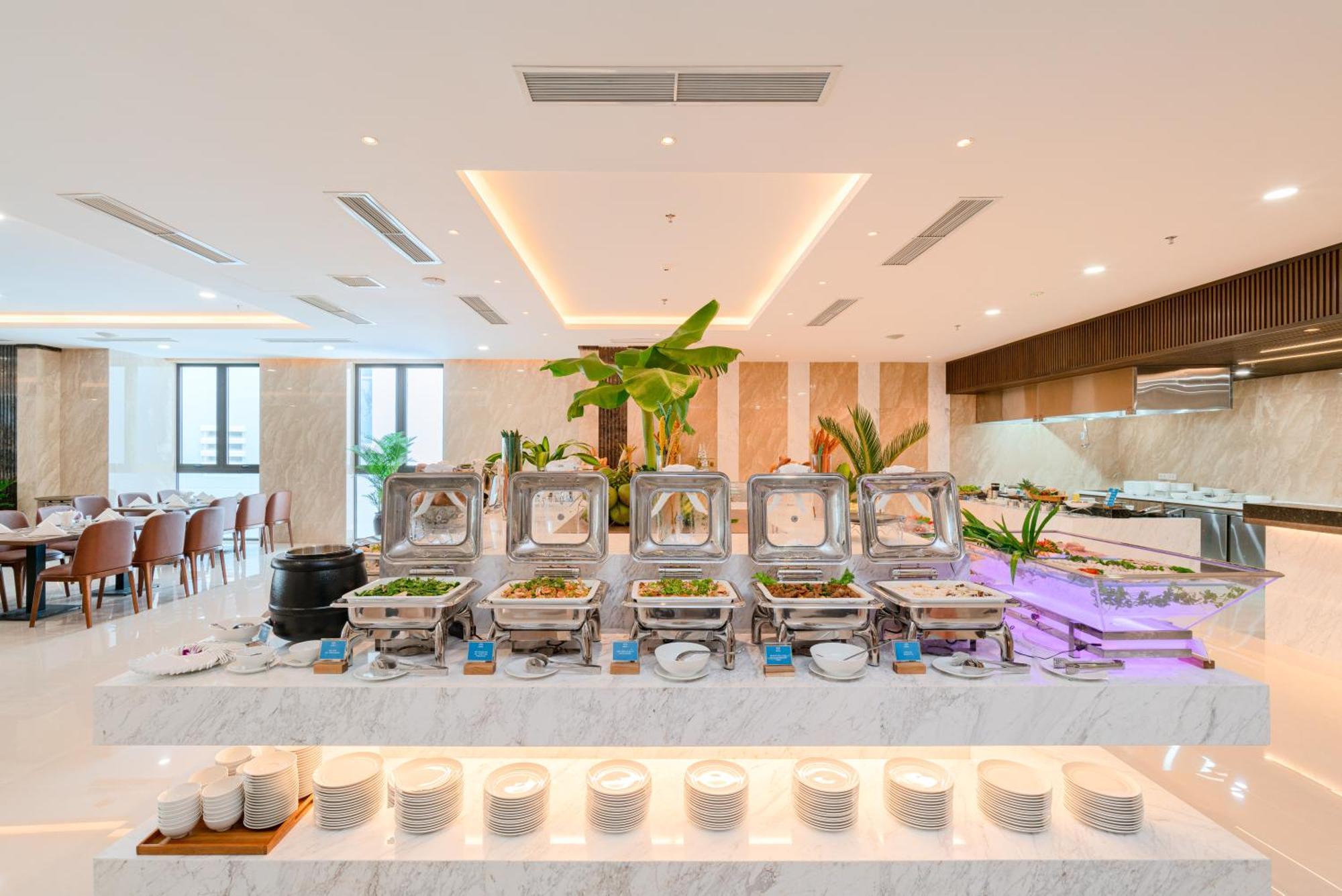Gonsala Hotel Nha Trang Bagian luar foto